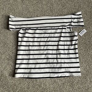 Old Navy Black and White Off-Shoulder Blouse - New with tags!  So cute!